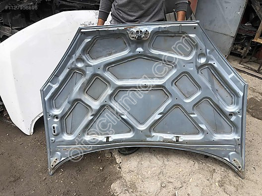 2004 Ford Focus ön kaput