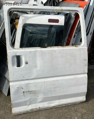 MITSUBİSHİ L300 SOL SÜRGÜLÜ KAPI