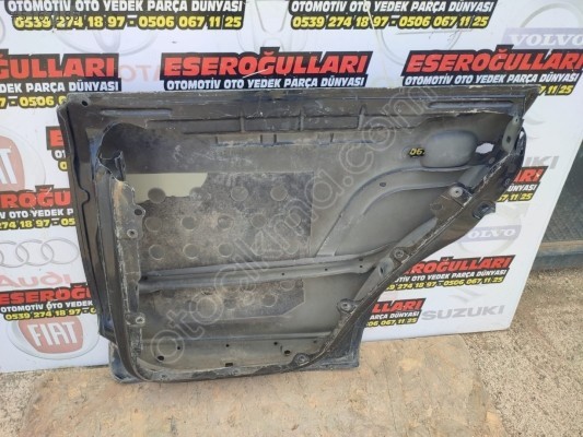 VOLKSWAGEN TOUAREG SAĞ ARKA KAPI 2002 2010