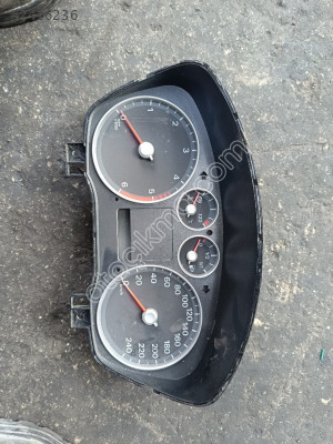 Fokus 2 km saati