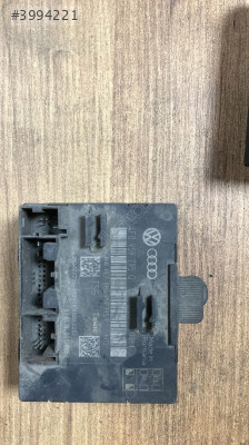 4F0959795Q audi a4 a6 Q5 sağ arka kapı beyni