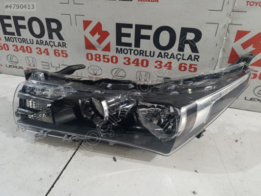 TOYOTA COROLLA SOL FAR ÇIKMA ORİJİNAL PARÇA