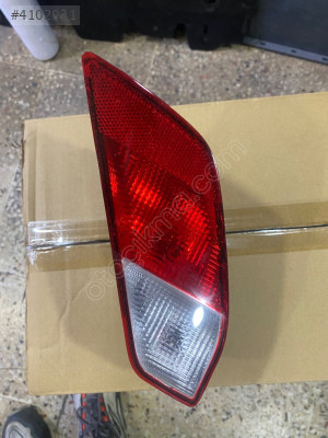 Peugeot 408 Sağ Arka Reflektör