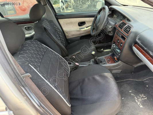 Peugeot 406 şoför koltuğu