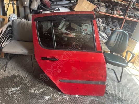 Renault modüs çıkma sağ arka kapı