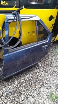Renault 19 sol arka kapı