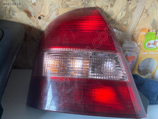 MAZDA 323 F sol stop lambası 2001