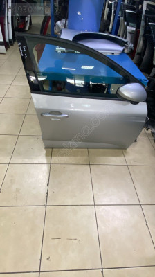 RENAULT MEGANE 4 SAĞ ÖN KAPI