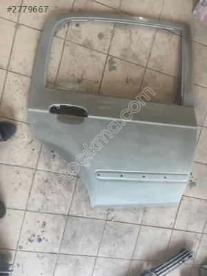 Hyundai getz sağ arka kapı sacı