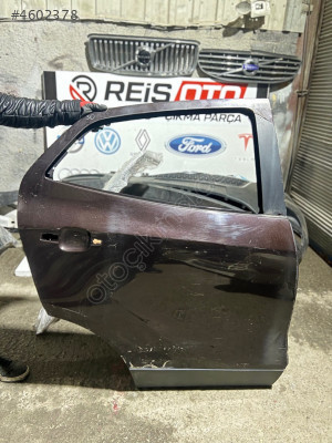 Opel Mokka çıkma arka sağ kapı temiz