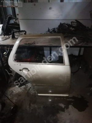 VOLKSWAGEN GOLF 4 SAĞ ARKA KAPI