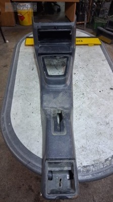 1989-1994 MAZDA 323 ORTA KONSOL