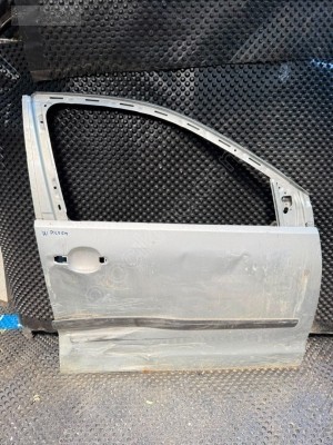 VOLKSWAGEN POLO SAĞ ÖN KAPI