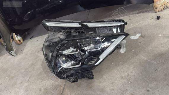 Citroen c4x sağ far
