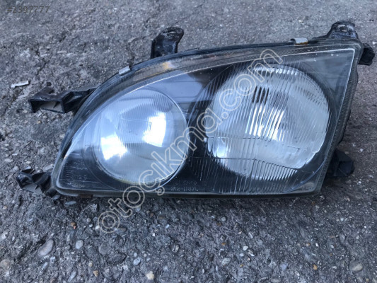 Toyota Avensis Sol Far 1998-2000