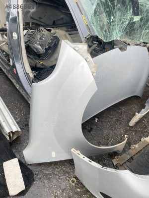 RENAULT KANGOO 4 SAĞ ÖN ÇAMURLUK