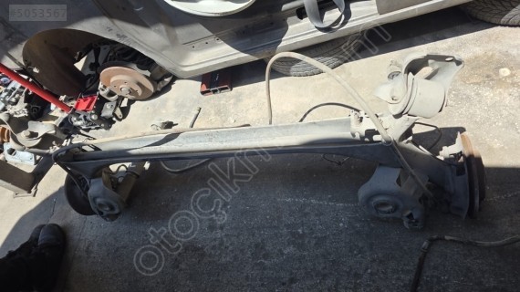 Peugeot Pejo Bipper Arka Dingil Dolu