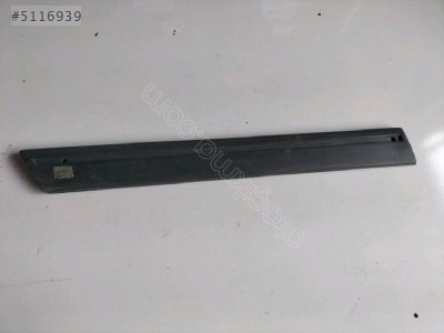 04811 RENAULT EXPRESS SAĞ ARKA YAN ÇITASI