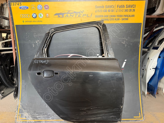 OPEL ASTRA J SAĞ ARKA KAPI ÇIKMA ORİJİNAL