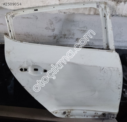 RENAULT MEGANE 3 HB SAĞ ARKA KAPI ÇIKMA PARÇA
