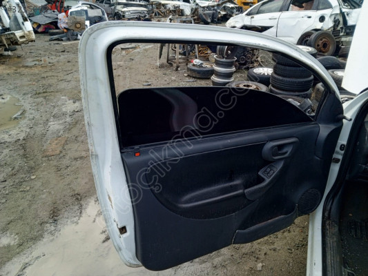 OPEL CORSA 1.3 SOL ÖN KAPI