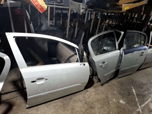 ÖZMEN OPEL CORSA D ÇIKMA SAĞ SOL ÖN ARKA KAPI