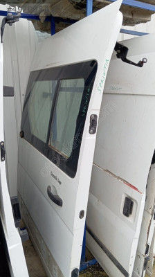 MERCEDES SPRİNTER SÜRGÜLÜ KAPI OTO FEDAİ