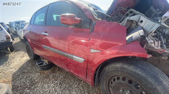 Renault Megane iki sağ ayna