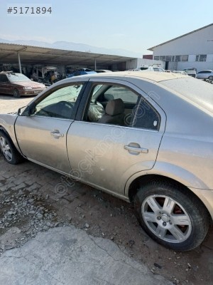 FORD MONDEO SOL ARKA KAPI ÇIKMA ORJİNAL