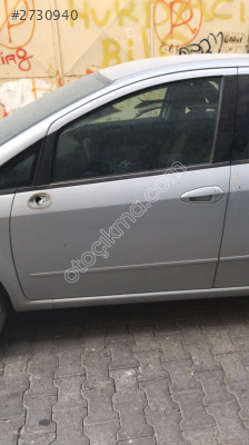 Fiat Linea sol ön kapı döşemesi orj cıkma