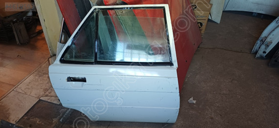 RENAULT 9 R9 SAĞ ARKA KAPI
