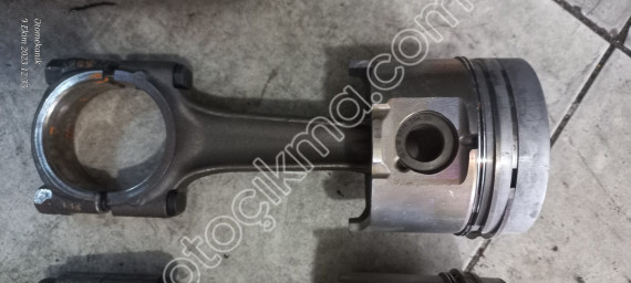Peugeot partner 1.9 piston kolu
