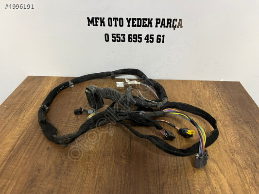 CLİO 3 SOL ÖN KAPI TESİSATI  ORJİNAL 8200504957