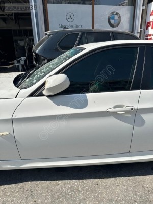 BMW E90 SOL ÖN KAPI BEYAZ