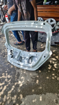 Opel Corsa bagaj kapagi