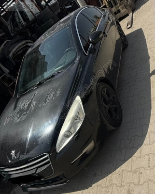Peugeot 508 sol ön kapı