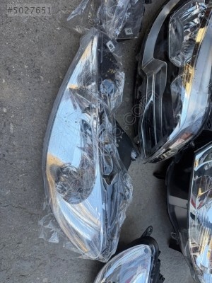 Peugeot 206 sağ ön far