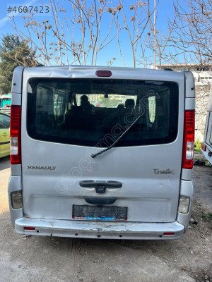 RENAULT TRAFİC BAGAJ KAPAĞI