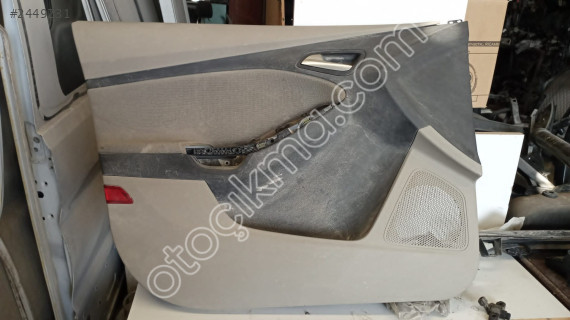 Ford focus 3 kapı döşemesi 4M51 A23943