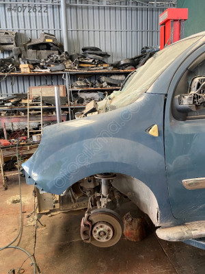 RENAULT KANGOO SOL ÖN ÇAMURLUK
