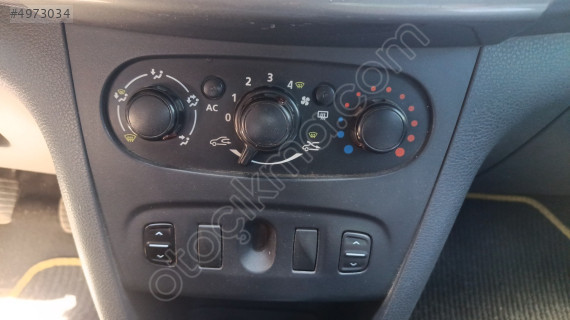 Dacia Sandero kilima paneli