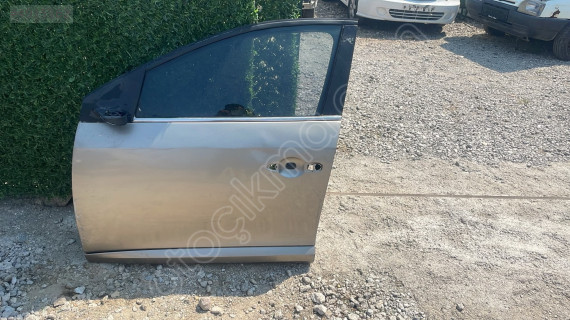 Renault fluence sol ön kapı bandı