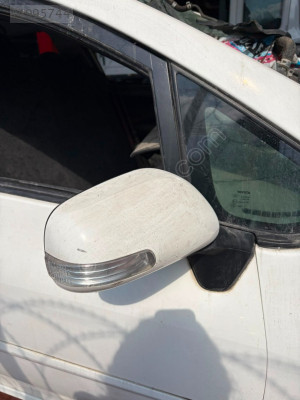 toyota auris sağ dış ayna 2011