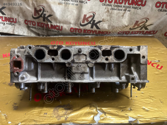 Toyota corrolla 1.6 silindir kapağı