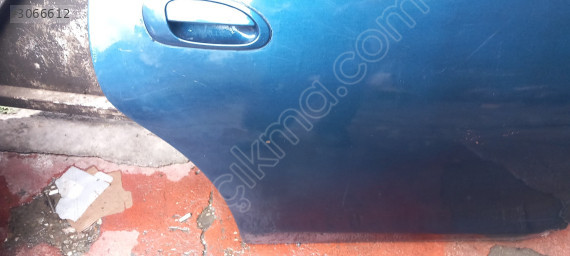 Çıkma mazda lantis sağ arka kapı