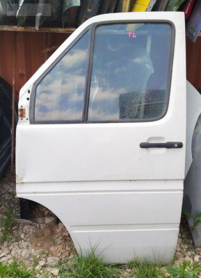 VOLKSWAGEN LT 35  SOL ÖN KAPI ÇEVİK OTO ÇIKMA