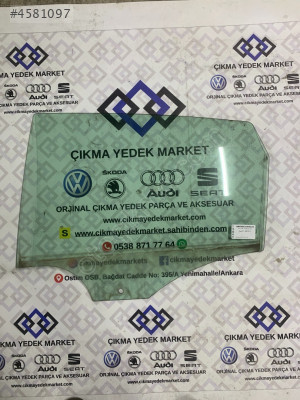 2012 Volkswagen Polo Sol Arka Kapı Camı Çıkma Orijinal
