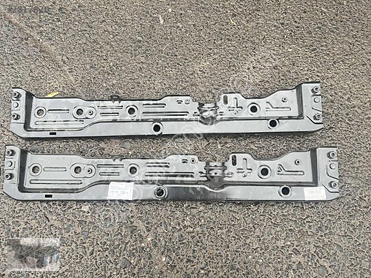 C ELYSEE PEUGEOT 301 RADYATÖR ALT DESTEK SACI ORJİNAL SIFI