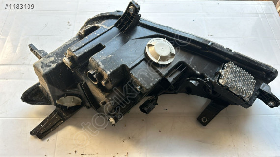 2023 MG4 COMFORT SAĞ ÖN FAR