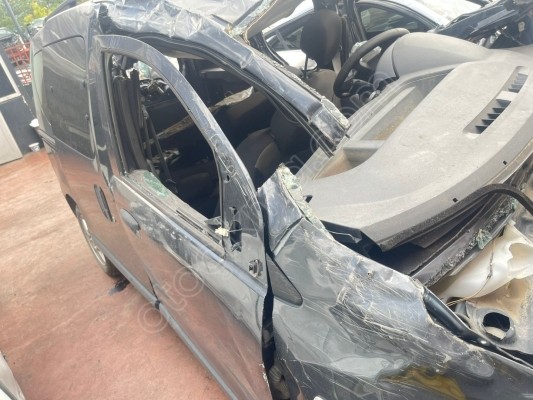 DACIA DOKKER  SAĞ ÖN KAPI 2019 MODEL